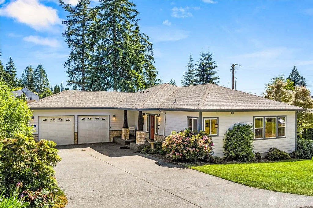 1987 NW Rampart Ridge Court Bremerton WA 98311