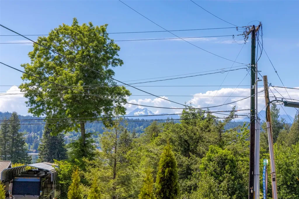 1987 NW Rampart Ridge Court Bremerton WA 98311