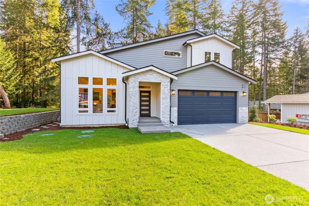 31 E Rhododendron Court Union WA 98592
