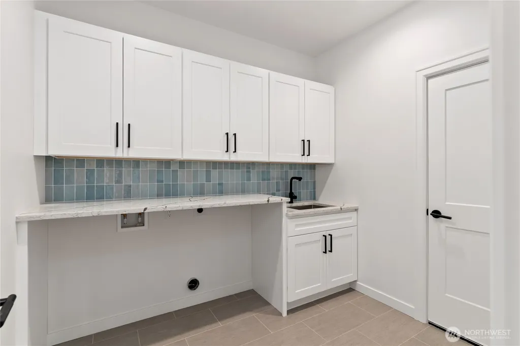 31 E Rhododendron Court Union WA 98592