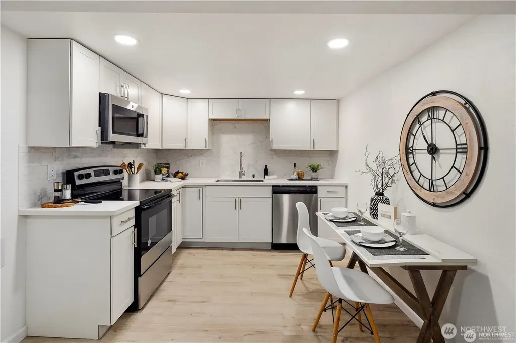 2315 S 116th Place Seattle WA 98168