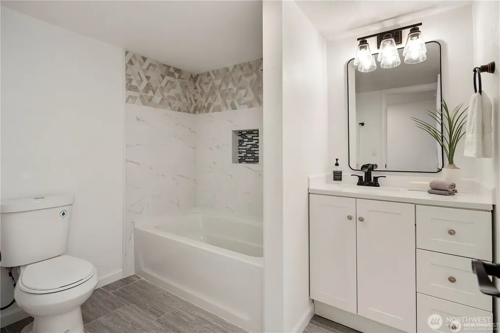 2315 S 116th Place Seattle WA 98168