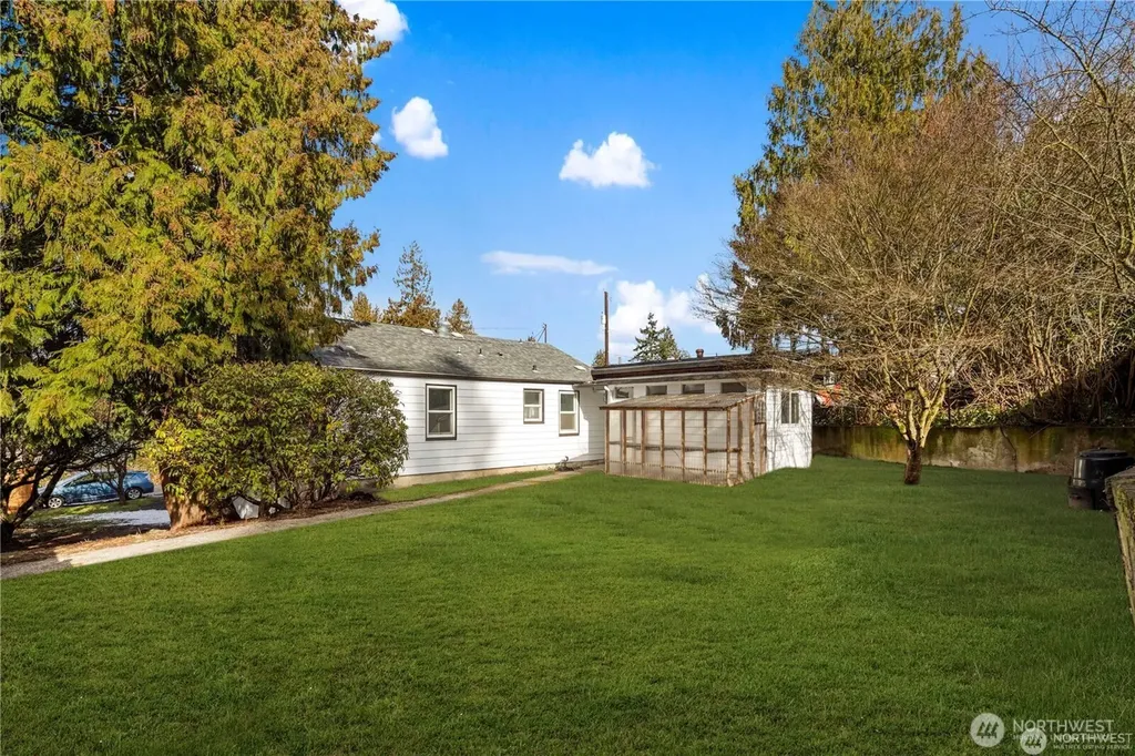 2315 S 116th Place Seattle WA 98168