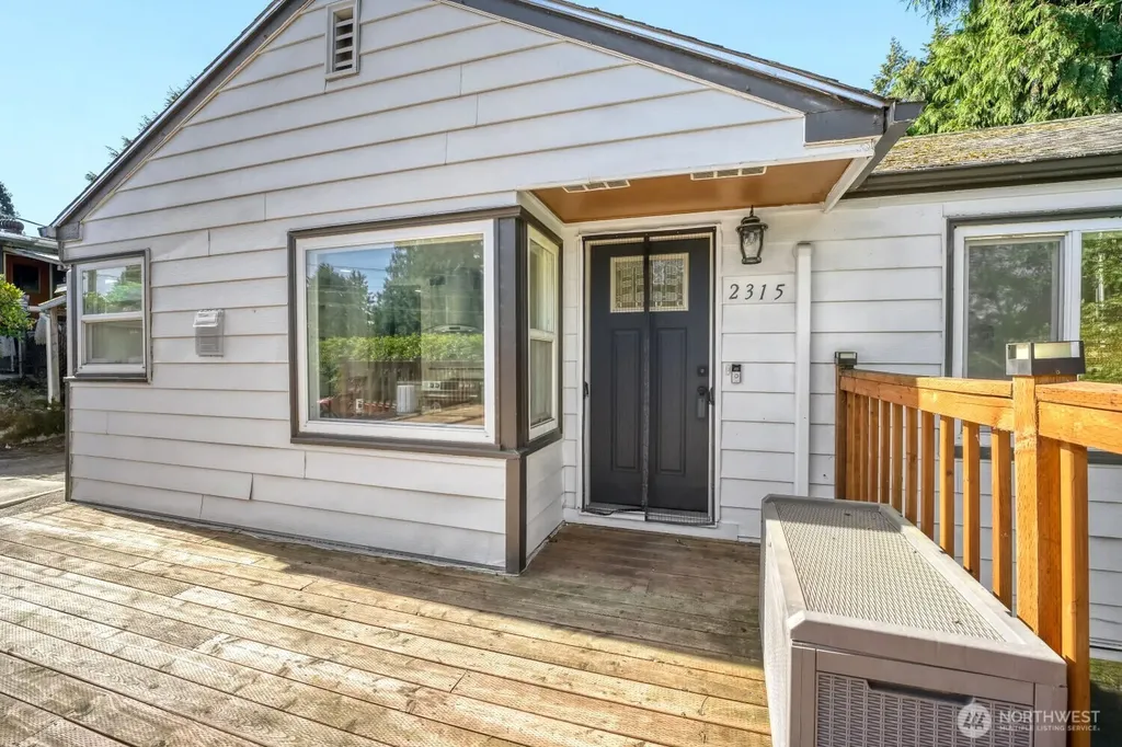 2315 S 116th Place Seattle WA 98168