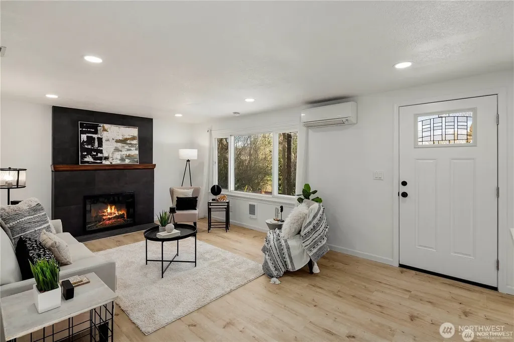 2315 S 116th Place Seattle WA 98168