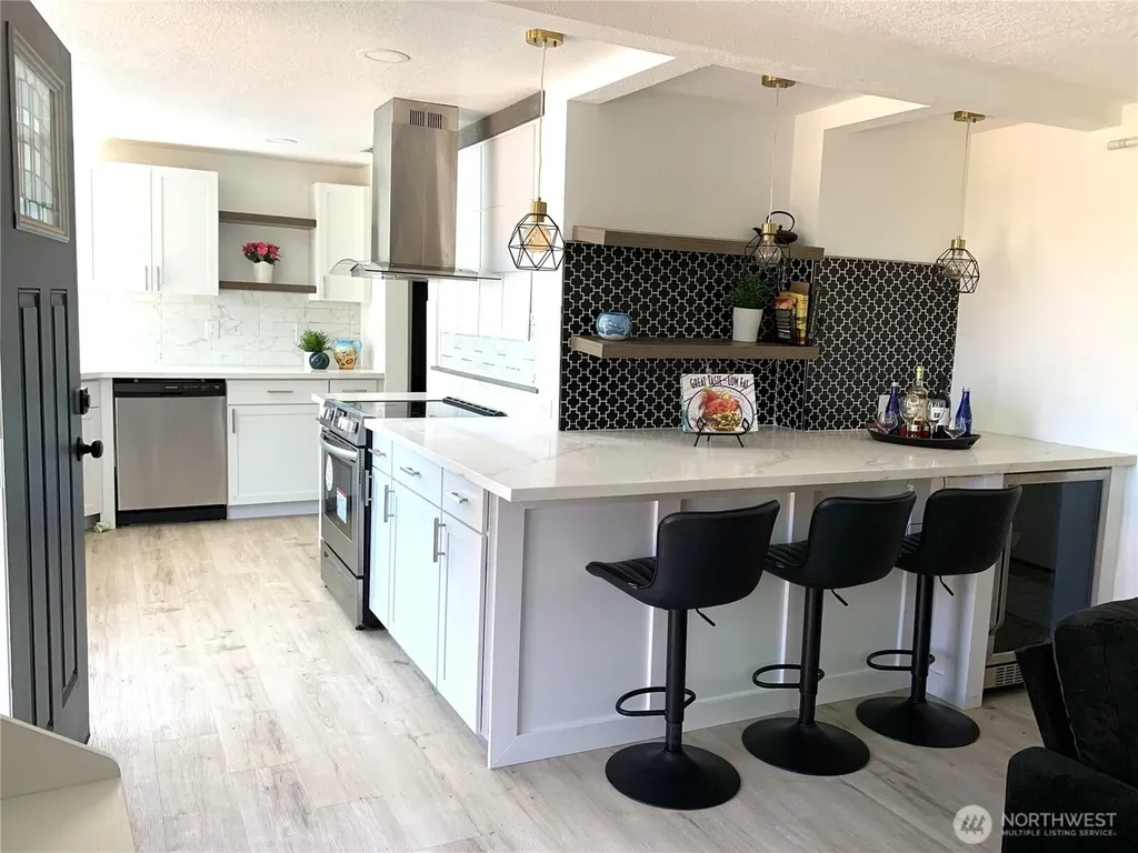 2315 S 116th Place Seattle WA 98168