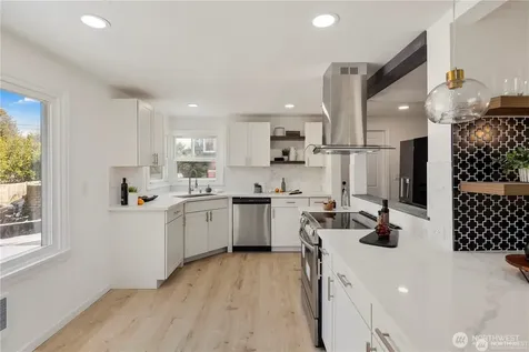 2315 S 116th Place Seattle WA 98168