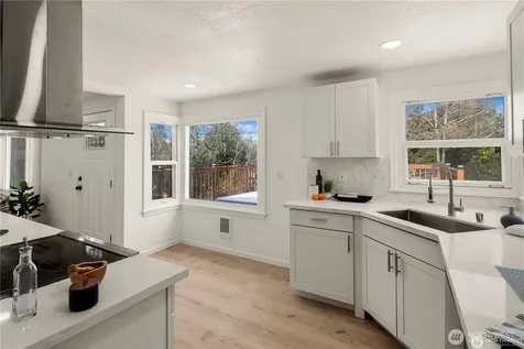 2315 S 116th Place Seattle WA 98168