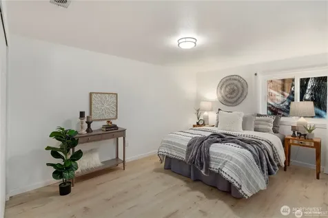 2315 S 116th Place Seattle WA 98168