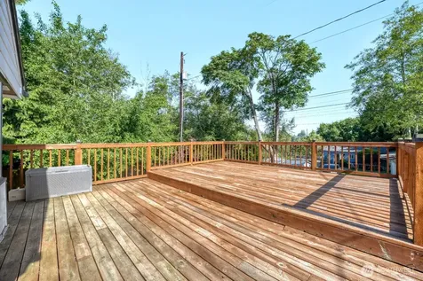 2315 S 116th Place Seattle WA 98168