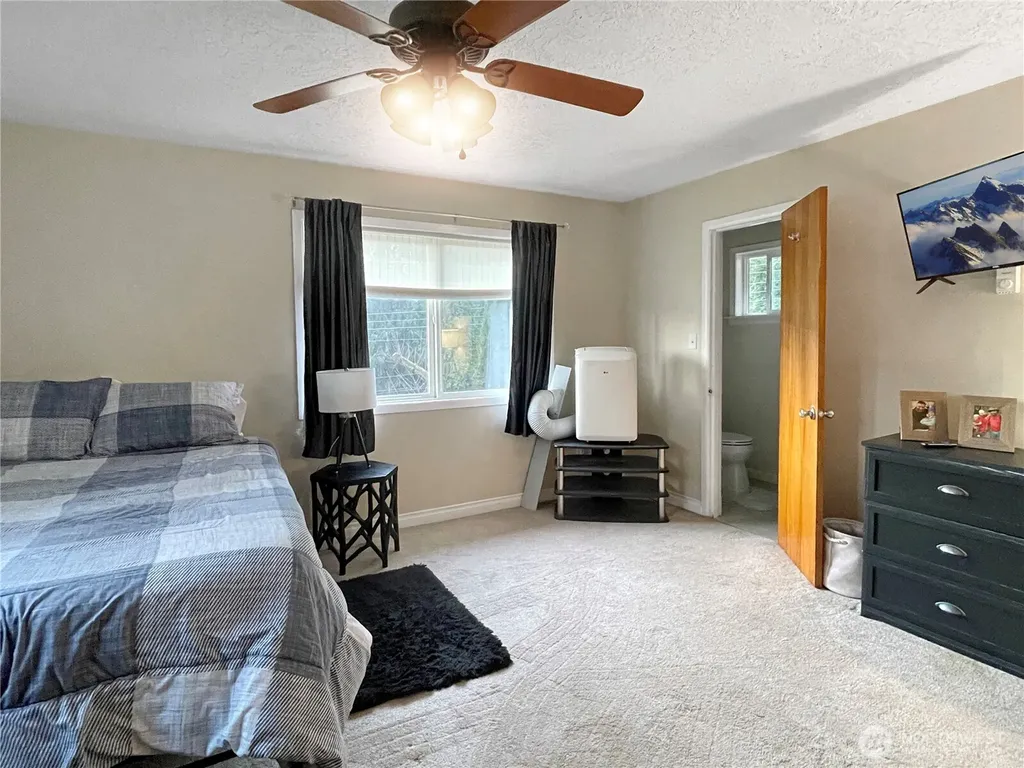 502 Coal Creek Road Longview WA 98632