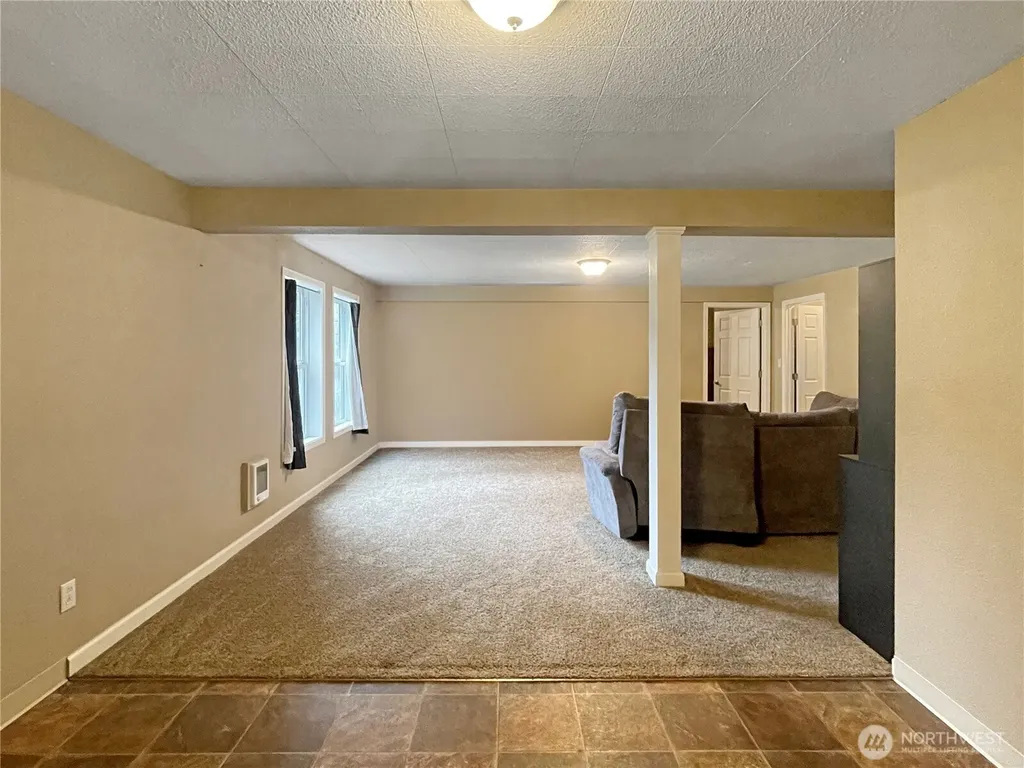 502 Coal Creek Road Longview WA 98632