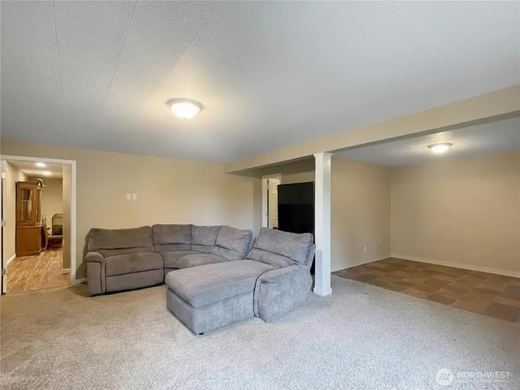 502 Coal Creek Road Longview WA 98632