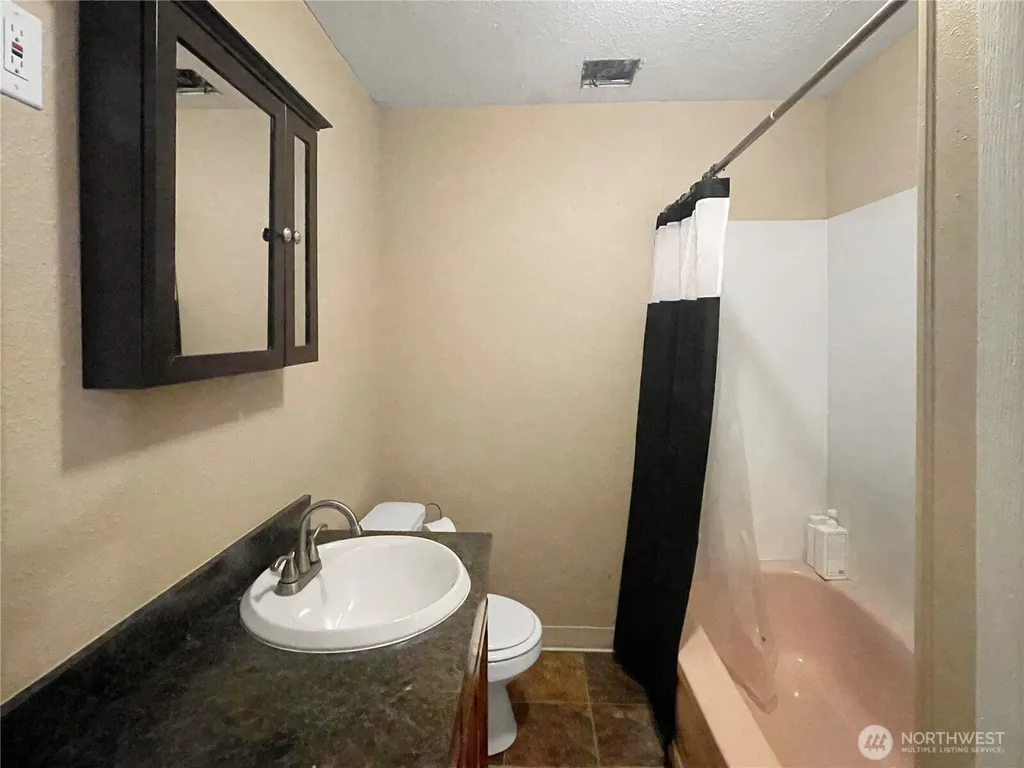 502 Coal Creek Road Longview WA 98632