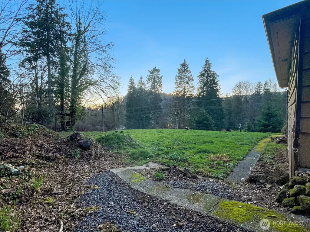 502 Coal Creek Road Longview WA 98632