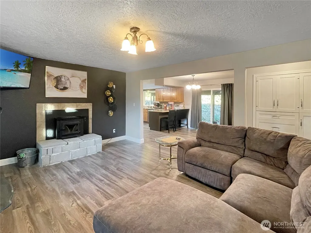 502 Coal Creek Road Longview WA 98632