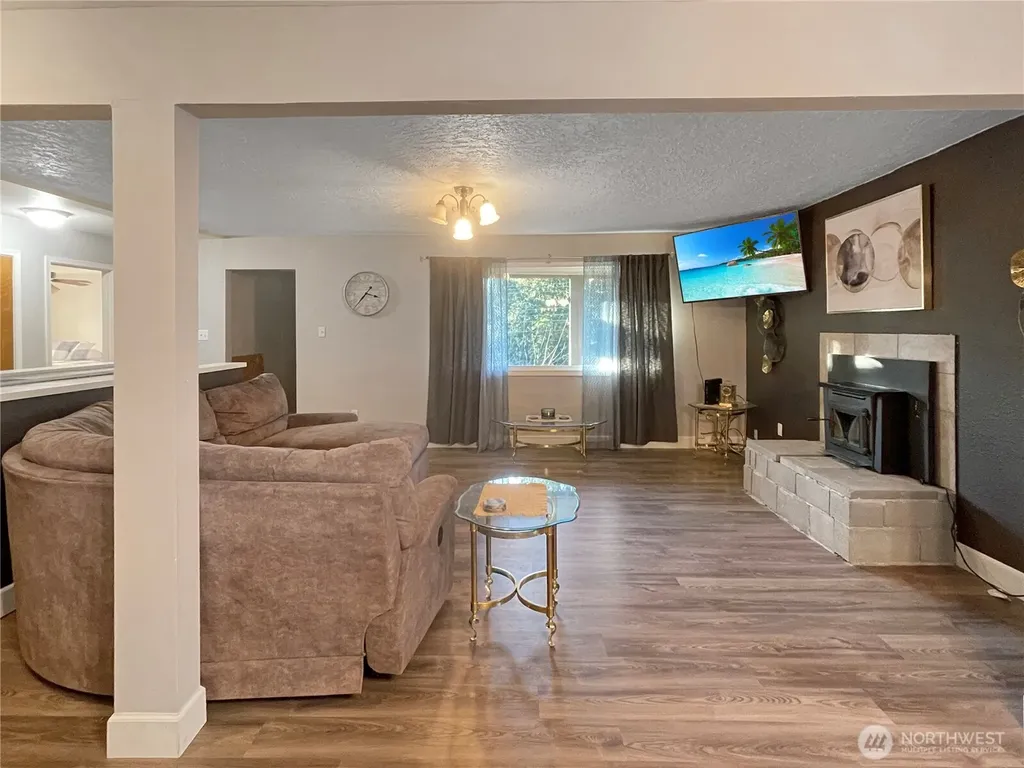 502 Coal Creek Road Longview WA 98632