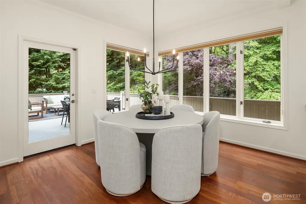 2828 140th Avenue NE Bellevue WA 98005