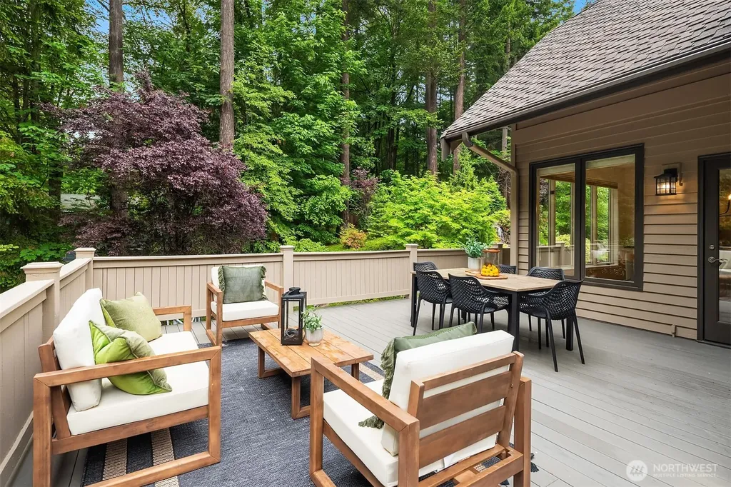 2828 140th Avenue NE Bellevue WA 98005