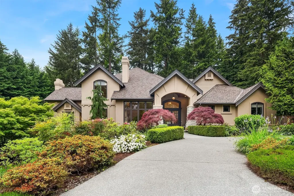 2828 140th Avenue NE Bellevue WA 98005