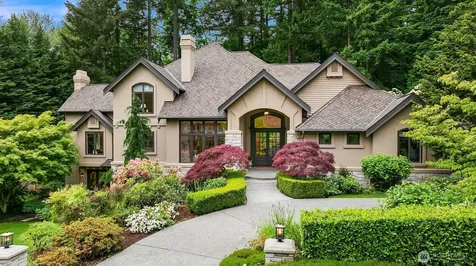 2828 140th Avenue NE Bellevue WA 98005