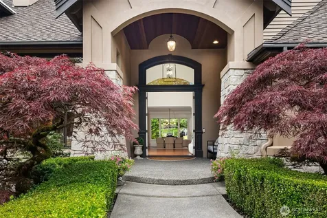 2828 140th Avenue NE Bellevue WA 98005