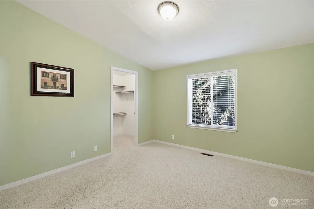 21804 SE 272nd Place Maple Valley WA 98038