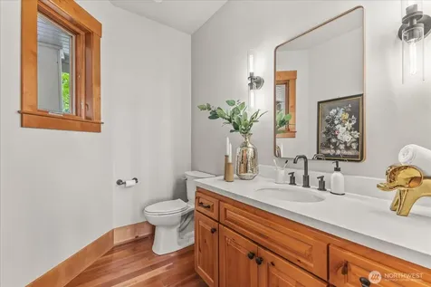 13748 242nd Avenue NE Woodinville WA 98077