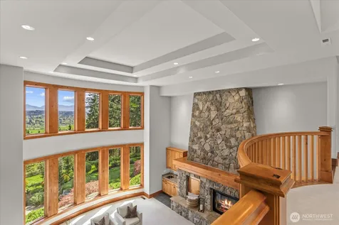 13748 242nd Avenue NE Woodinville WA 98077