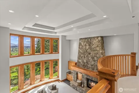 13748 242nd Avenue NE Woodinville WA 98077