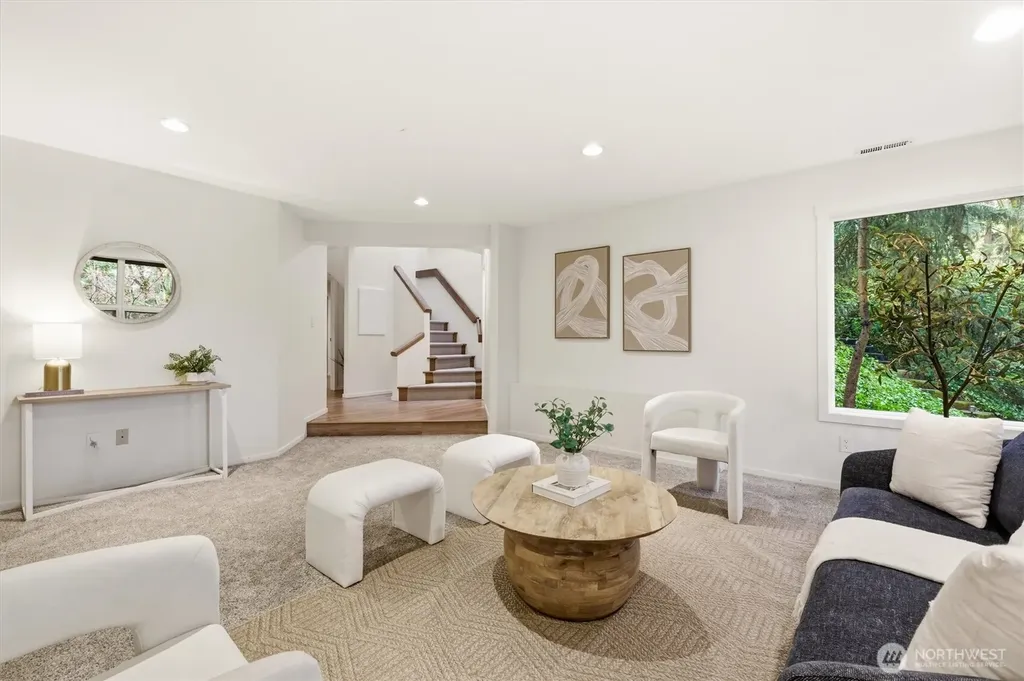 14317 SE 49th Street Bellevue WA 98006