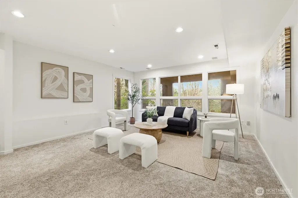 14317 SE 49th Street Bellevue WA 98006