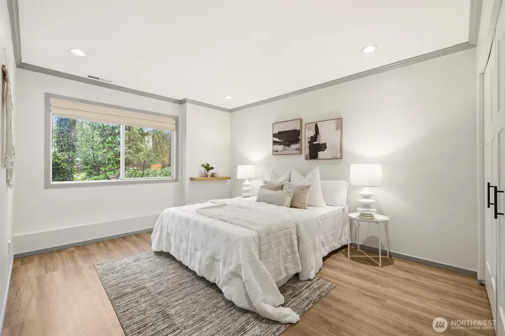 14317 SE 49th Street Bellevue WA 98006