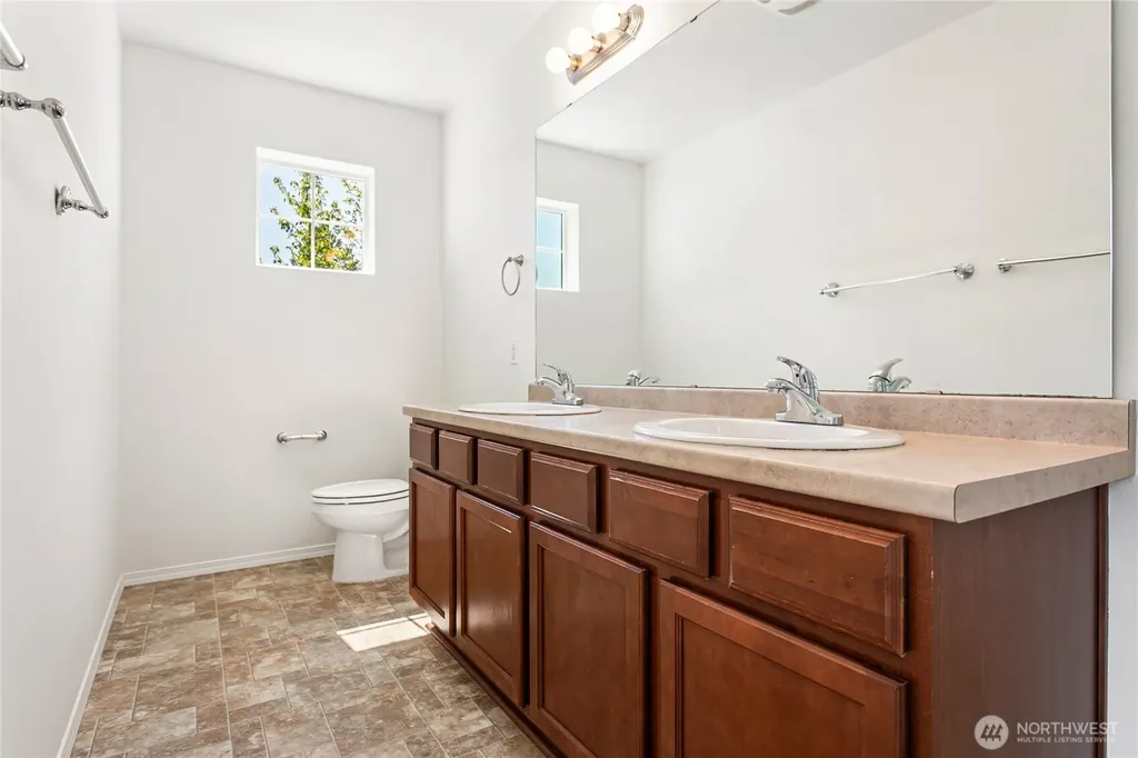 800 Crested Butte Boulevard Mount Vernon WA 98273
