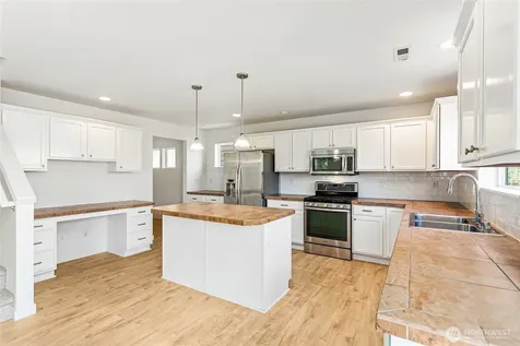 800 Crested Butte Boulevard Mount Vernon WA 98273