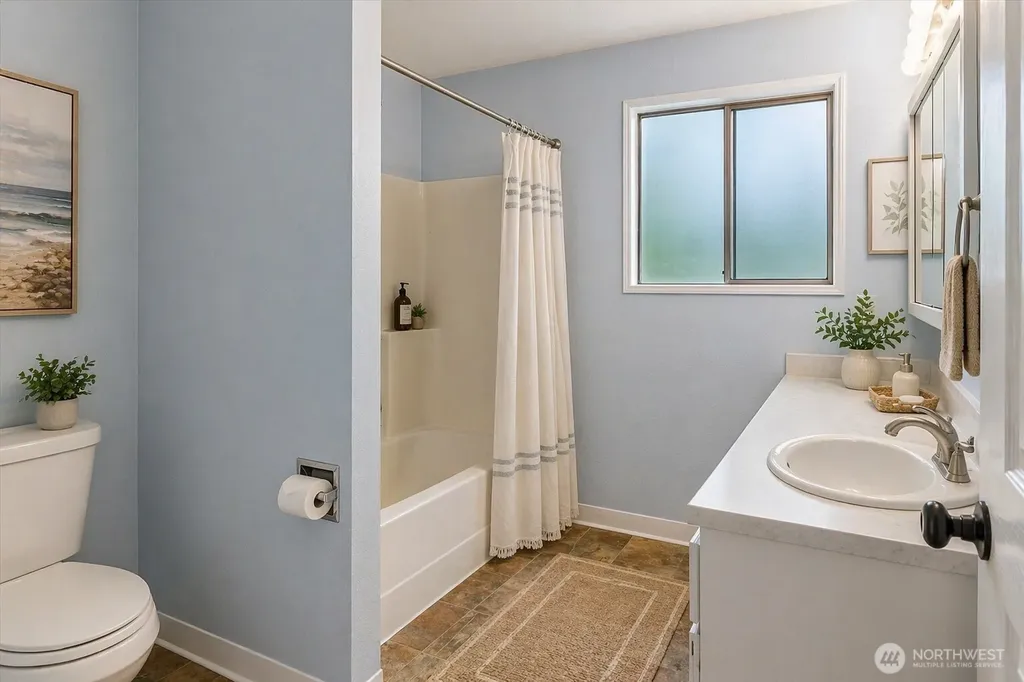 17632 SE 123rd Place Renton WA 98059