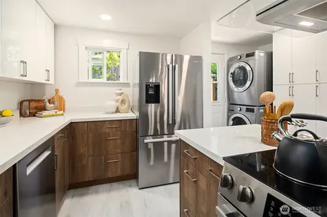 3202 SW Raymond Street Seattle WA 98126