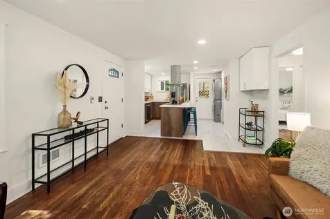 3202 SW Raymond Street Seattle WA 98126