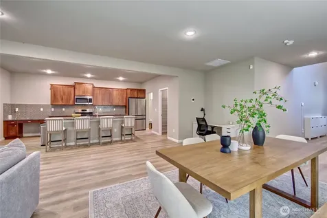 17 159th Place SE Bothell WA 98012