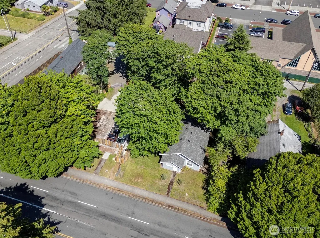 1909 S Yakima Avenue Tacoma WA 98405