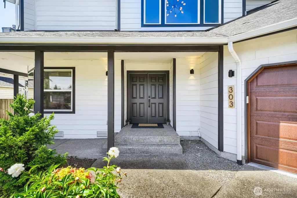 303 S 302nd Place Federal Way WA 98003