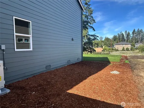 14710 59th Avenue E Puyallup WA 98375