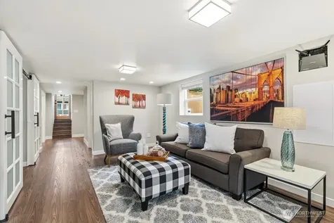 2122 N 128th Street Seattle WA 98133