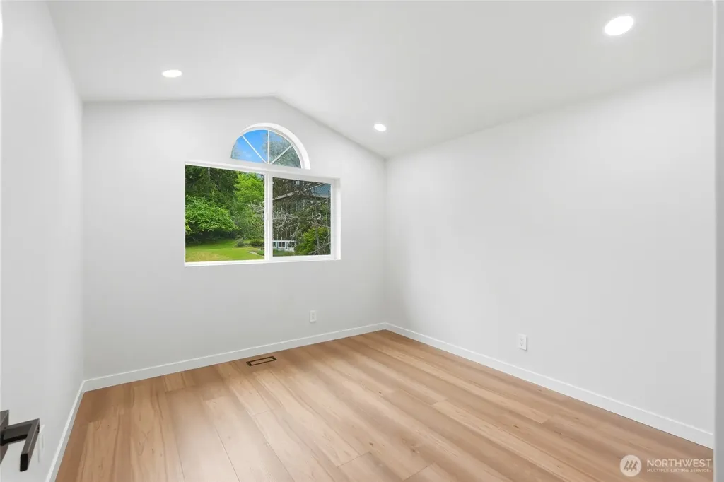 3328 168th Place SE Bellevue WA 98008