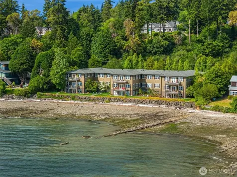 9551 NE South Beach Drive Bainbridge Island WA 98110