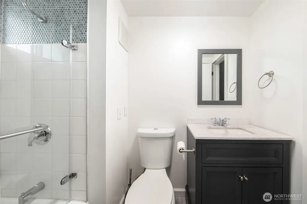 6753 14th Avenue NW Seattle WA 98117