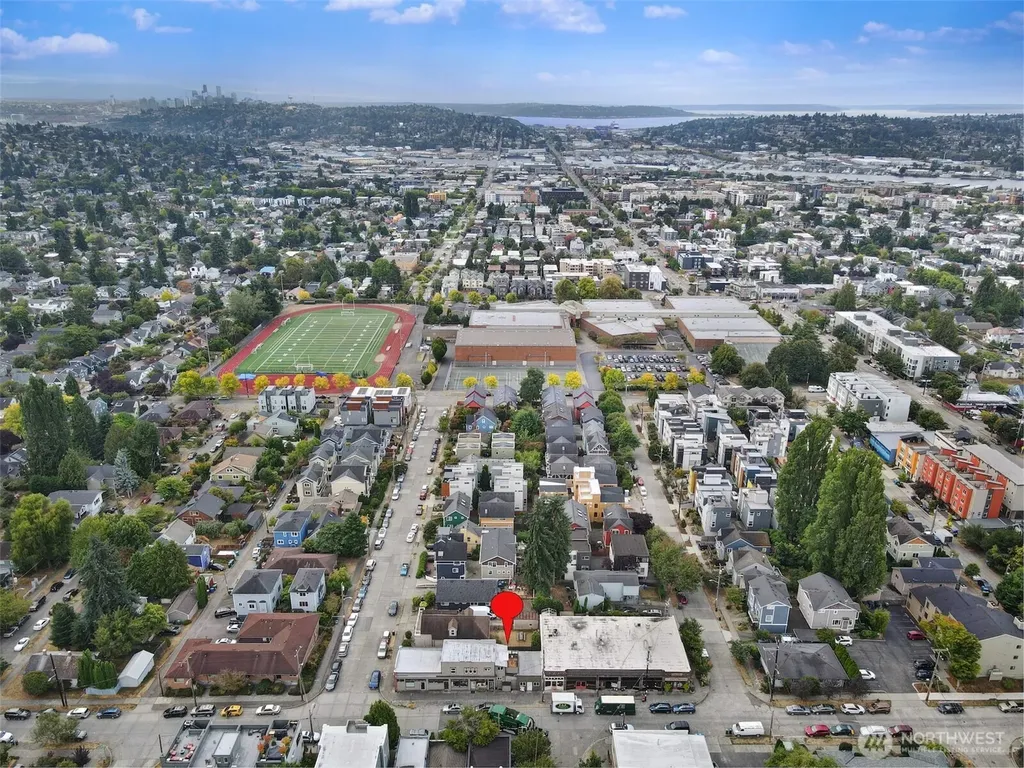 6753 14th Avenue NW Seattle WA 98117