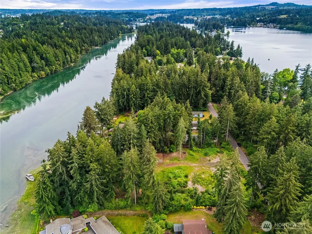 2774 Marine Drive Bremerton WA 98312