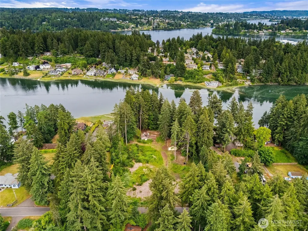 2774 Marine Drive Bremerton WA 98312