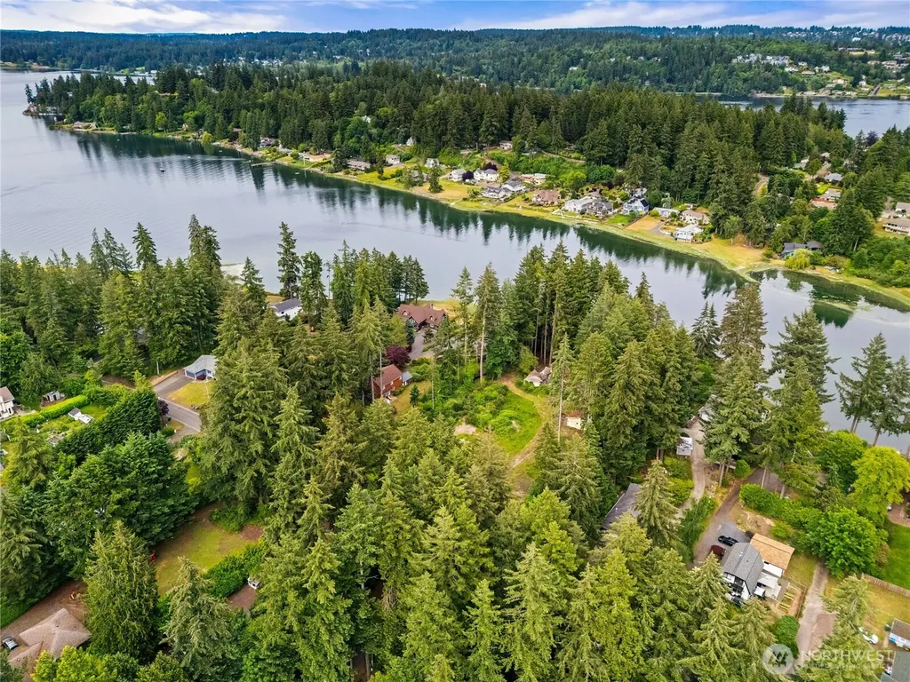 2774 Marine Drive Bremerton WA 98312
